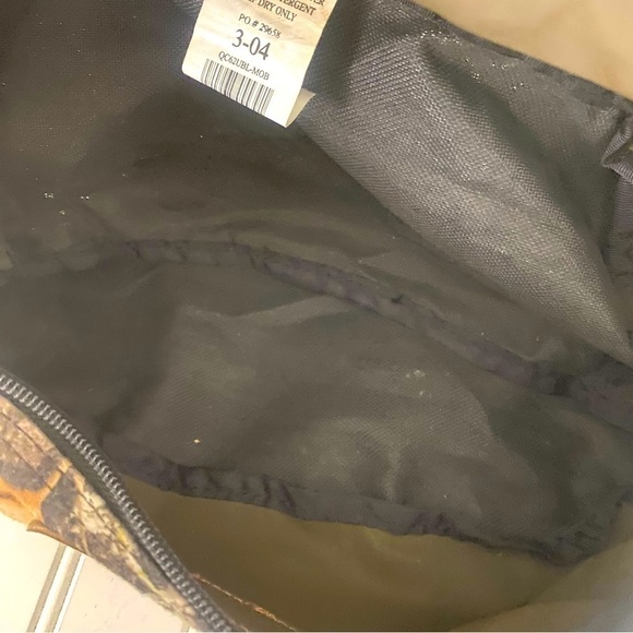 Fieldline Camouflage Fanny Pack Hunting Camping Hiking Waist Bag Wide Strap - Picture 3 of 9